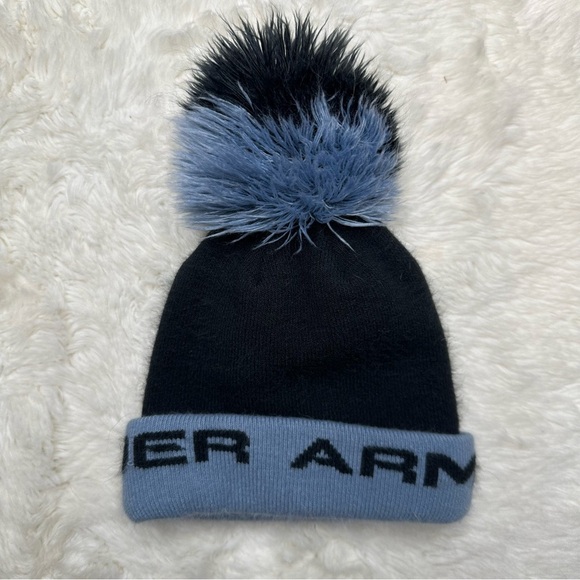 Under Armour Winter Hat Black & Blue Size 3-4 Years - Picture 3 of 10
